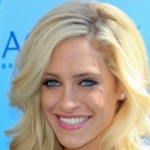 Guess the celebrity