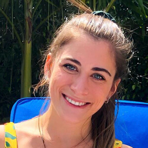 Carly Silverman Headshot 2 of 6