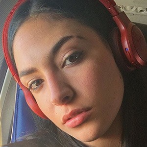 Carmen DeLeón Headshot