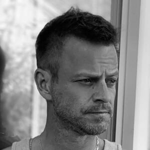 Carmine Giovinazzo Headshot 4 of 4