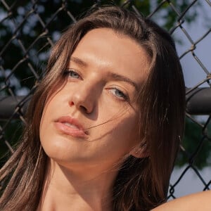 Caroline Karwoski Headshot 5 of 10