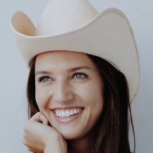 Caroline Karwoski Headshot 9 of 10