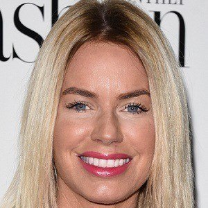 Caroline Stanbury Headshot 6 of 9