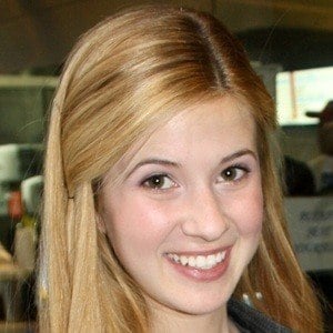 Caroline Sunshine Headshot 9 of 10