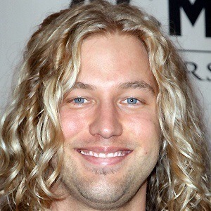 Casey James - Bio, Family, Trivia | Famous Birthdays