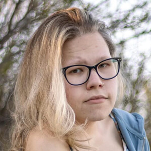 Cassidy Huff Headshot 5 of 6