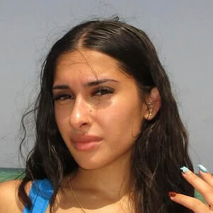 cassiidyy7 Headshot 8 of 9