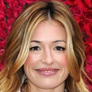 Cat Deeley Headshot 9 of 10