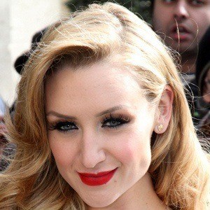 Catherine Tyldesley Headshot 6 of 10