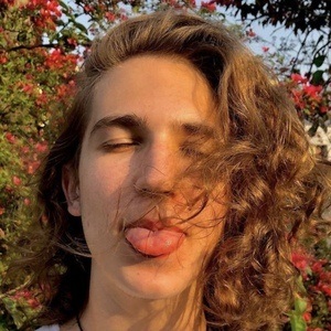 Cauê Gantus Headshot