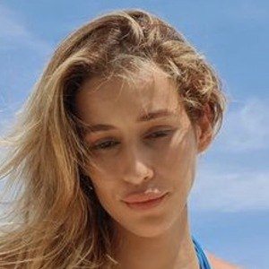 Celin Giraldo Headshot 10 of 10