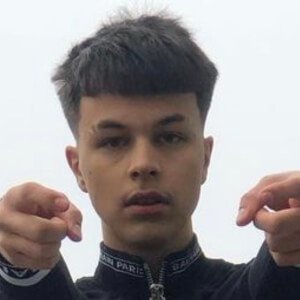 Cezar Wok Headshot 4 of 10