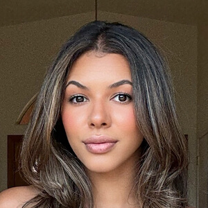 Chandi Dayle Headshot 4 of 4