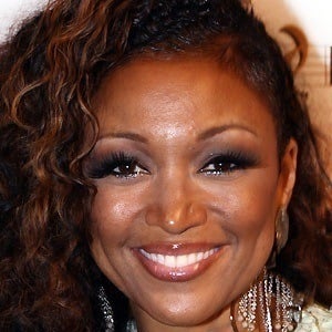 Chante Moore Headshot 6 of 8