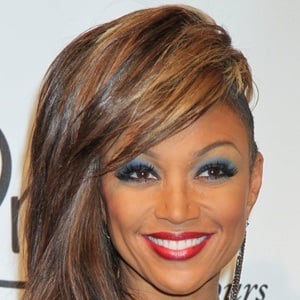 Chante Moore Headshot 7 of 8