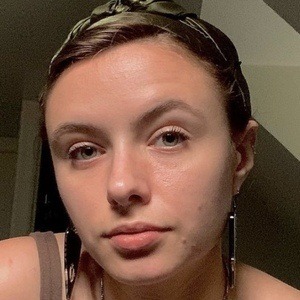 Chaotic Witch Aunt Headshot 5 of 10