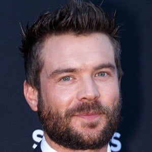 Charlie Weber Headshot 7 of 10