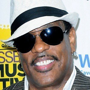 Charlie Wilson - Bio, Family, Trivia | Famous Birthdays