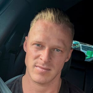 charlieemeister Headshot 4 of 4