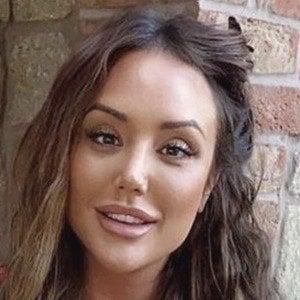 Charlotte Crosby Headshot 5 of 10