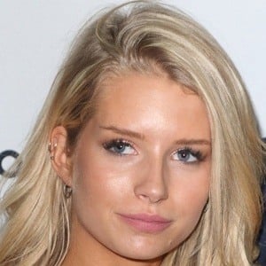 Lottie Moss Headshot 6 of 10