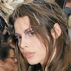 Charlotte Kemp Muhl Headshot 3 of 5