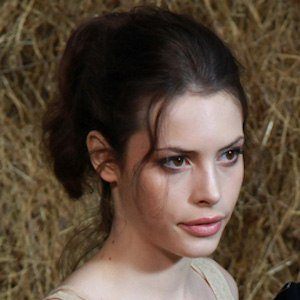 Charlotte Kemp Muhl Headshot 4 of 5