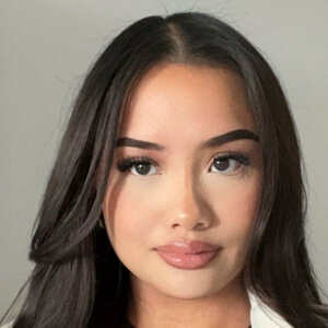 Chaunhi Nguyen Headshot 6 of 9