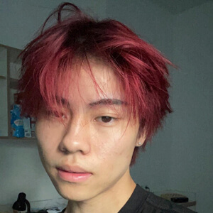 Chen Yangyii Headshot 3 of 6
