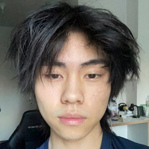 Chen Yangyii Headshot 4 of 6