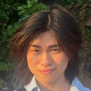 Chen Yangyii Headshot 5 of 6