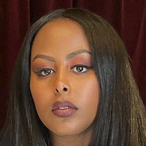 Cherrie Hersi Headshot 9 of 10