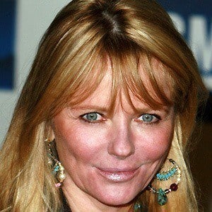 Cheryl Tiegs - Bio, Family, Trivia | Famous Birthdays