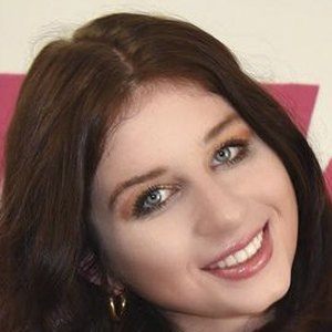 Chloe Elise - Age, Family, Bio | Famous Birthdays