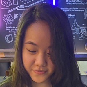 Chloe Huang at age 18