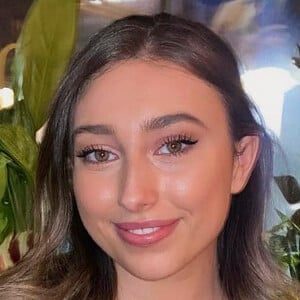Chloe May Headshot 6 of 14