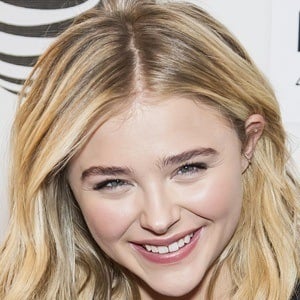 Chloë Grace Moretz - Age, Bio, Birthday, Family, Net Worth