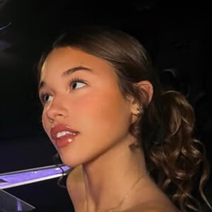 Chloe Parker Edad Familia Biograf a Famous Birthdays