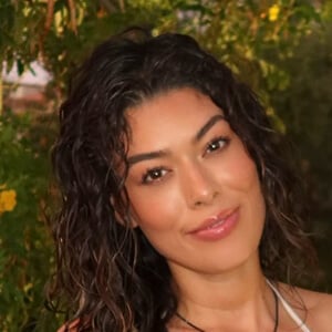 Chloe Sasha Headshot 2 of 5