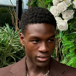Chris Alli Headshot 4 of 6