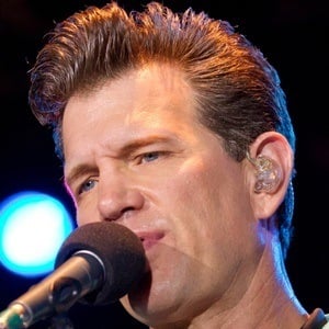 Chris Isaak Headshot 2 of 5