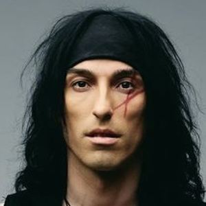 Christian Coma Headshot 4 of 10