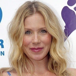 Christina Applegate Headshot 8 of 10