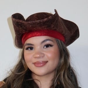 Christina Bella Headshot 4 of 7