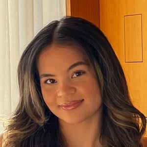 Christina Bella Headshot 6 of 7