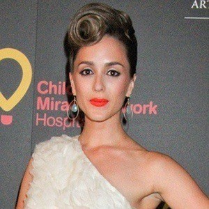 Christina Bennett Lind - Age, Family, Bio | Famous Birthdays