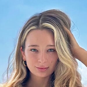 Christina Kelly Brinley Headshot 3 of 17