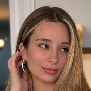 Christina Kelly Brinley Headshot 4 of 17