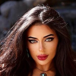 Christina Enaa Headshot 5 of 6