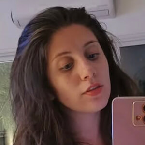 Cielo ASMR Headshot 4 of 5